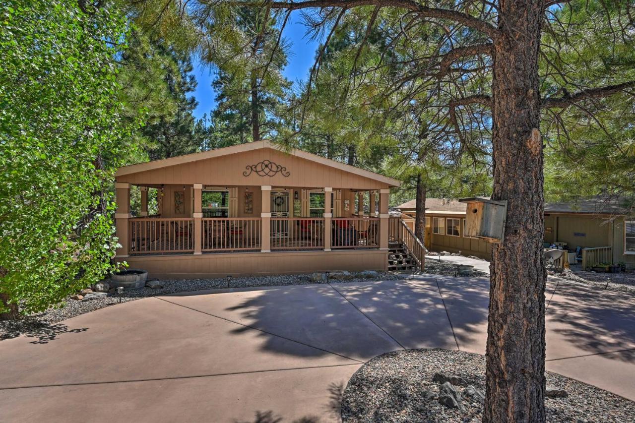 Munds Park Cabin Retreat With Deck And Fire Pit! Exterior photo