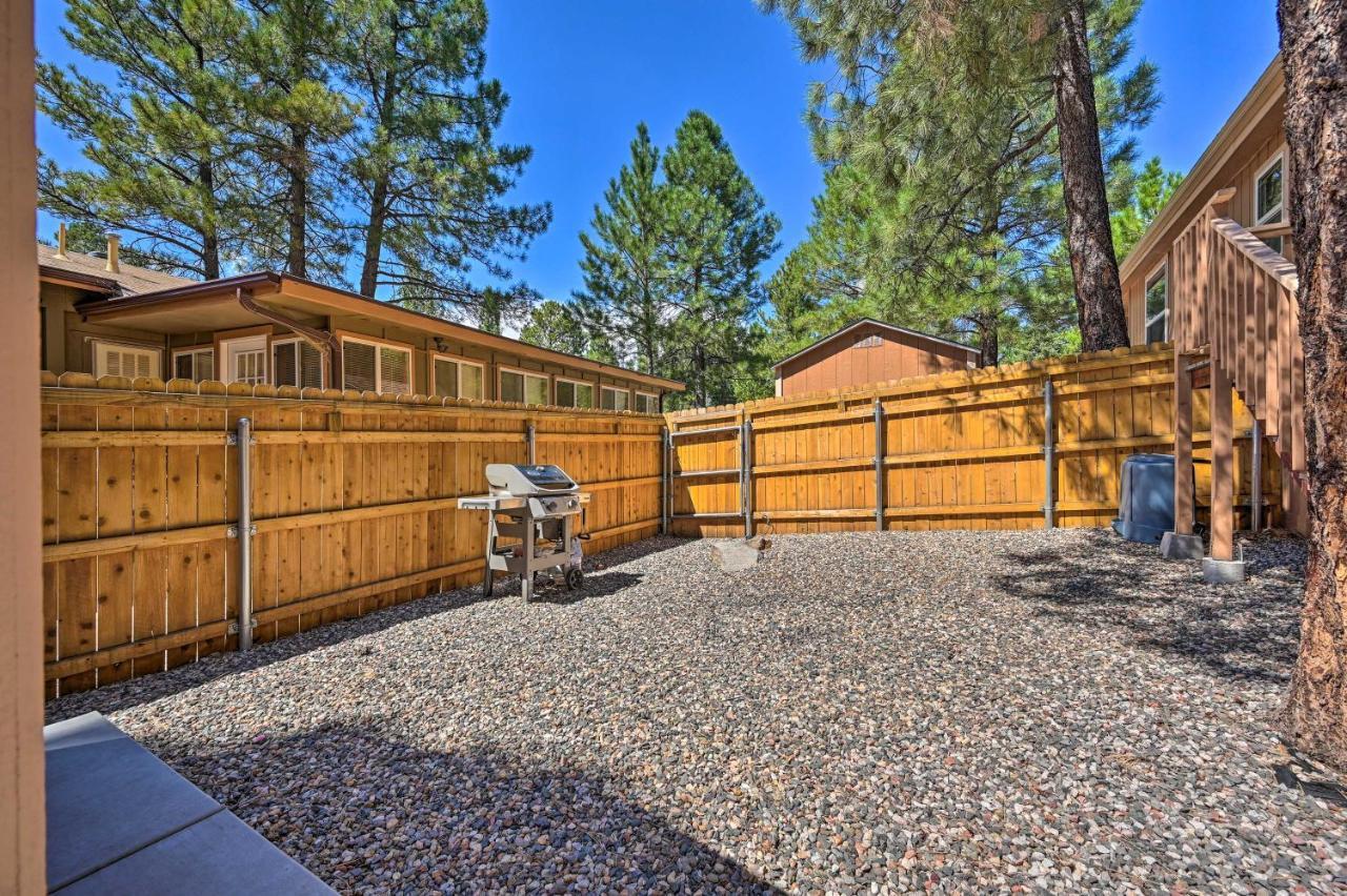Munds Park Cabin Retreat With Deck And Fire Pit! Exterior photo